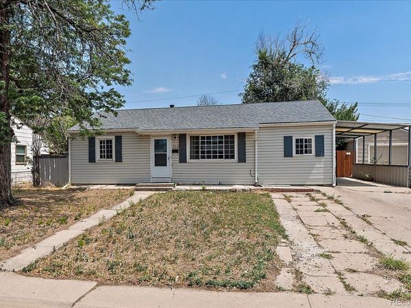 750 Kenton Street , Aurora, CO 80010