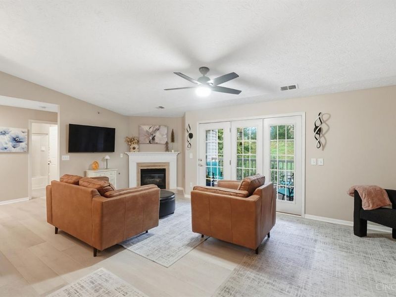 5449 Michelles Oak Court, Unit I, Green Township, OH 45248 Photo 3
