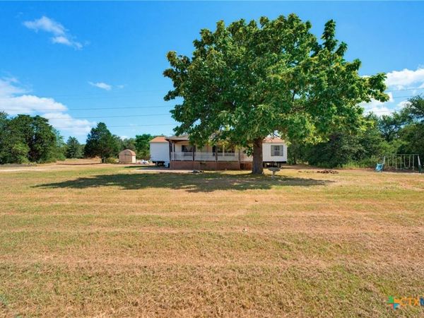 114 Pleasant Grove Loop, Elgin, TX 78621