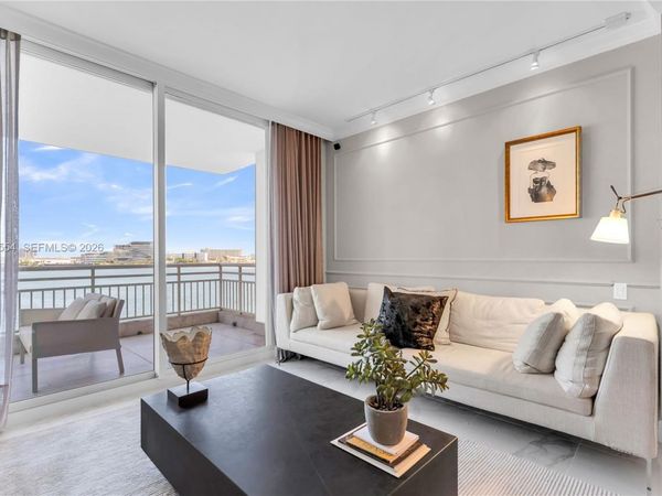 888 Brickell Key Dr , Unit 508, Miami, FL 33131