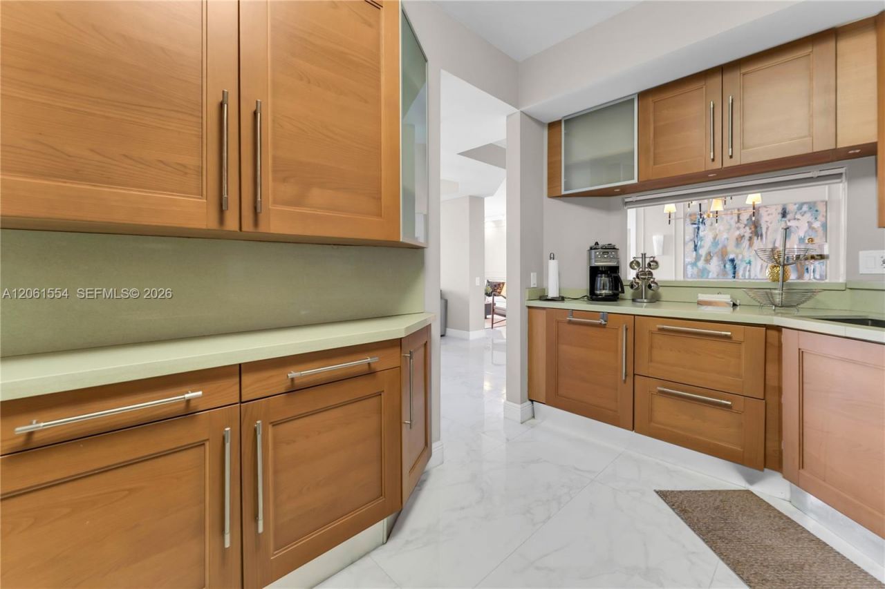 888 Brickell Key Dr , Unit 508, Miami, FL 33131 Photo