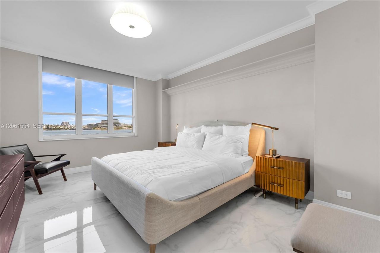 888 Brickell Key Dr , Unit 508, Miami, FL 33131 Photo