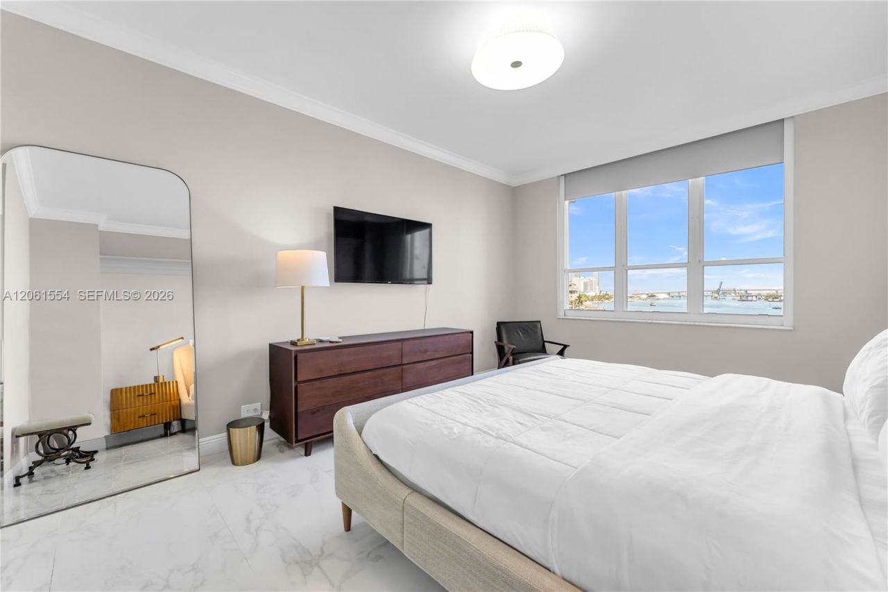 888 Brickell Key Dr , Unit 508, Miami, FL 33131 Photo