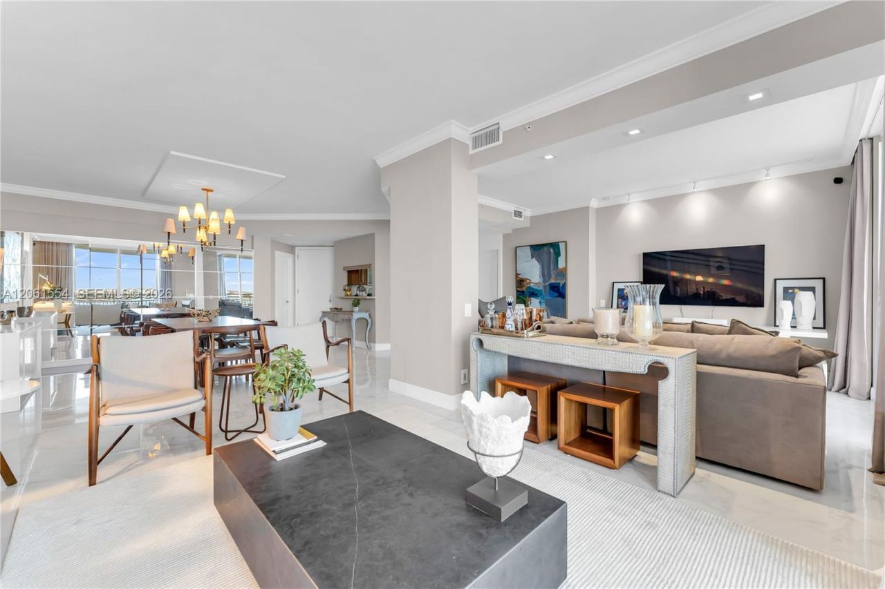 888 Brickell Key Dr , Unit 508, Miami, FL 33131 Photo