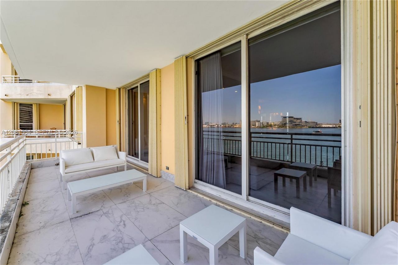 888 Brickell Key Dr , Unit 508, Miami, FL 33131 Photo