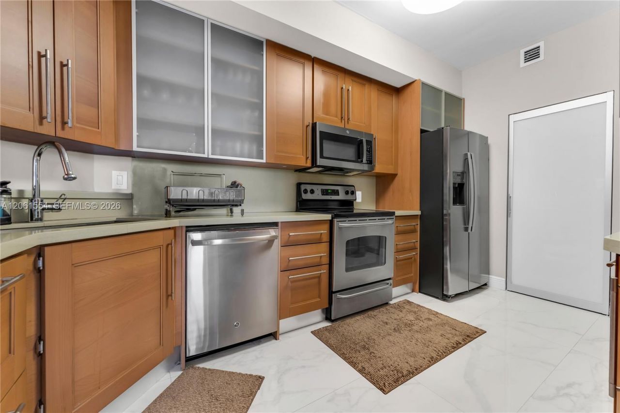 888 Brickell Key Dr , Unit 508, Miami, FL 33131 Photo