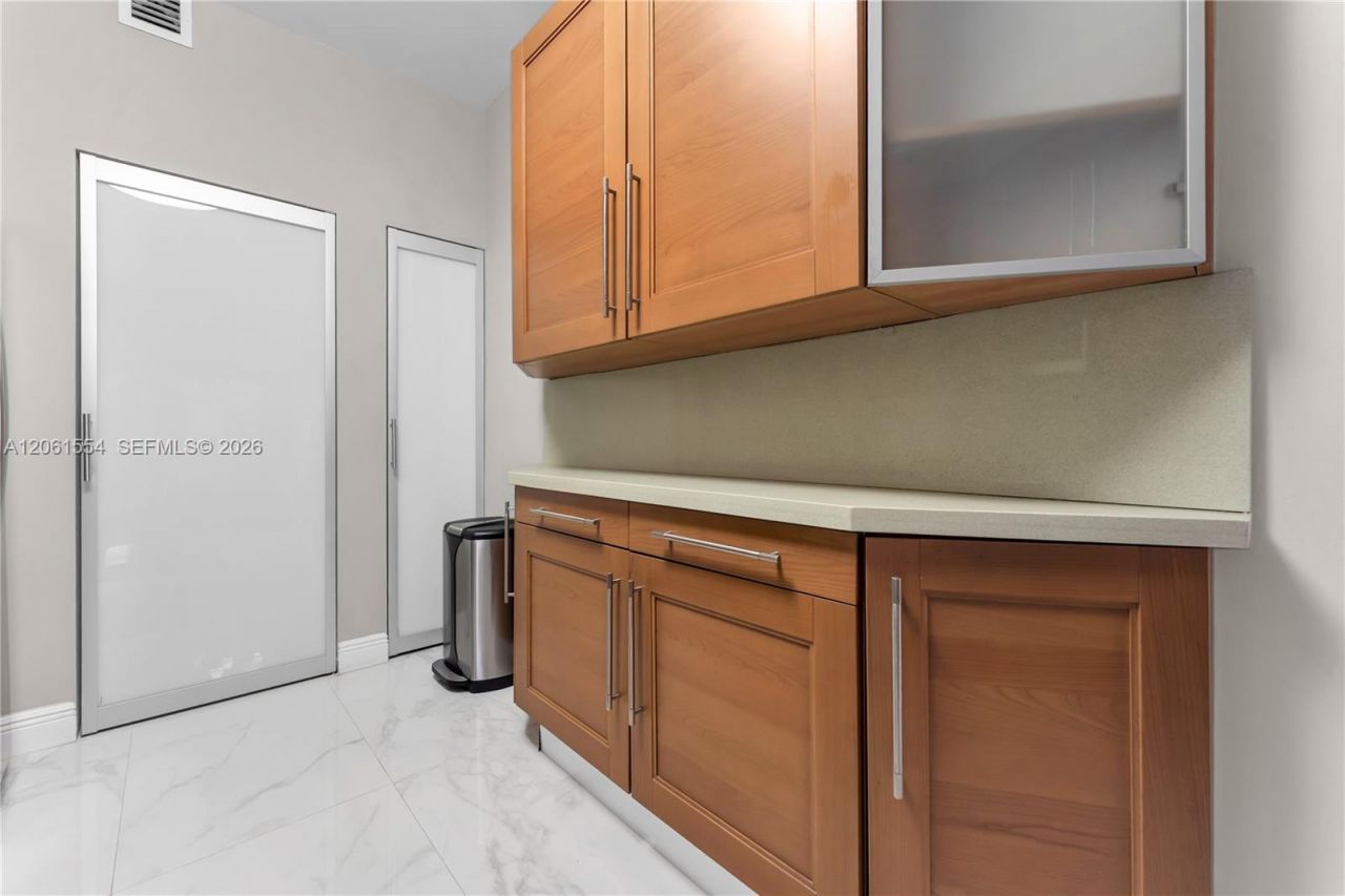 888 Brickell Key Dr , Unit 508, Miami, FL 33131 Photo