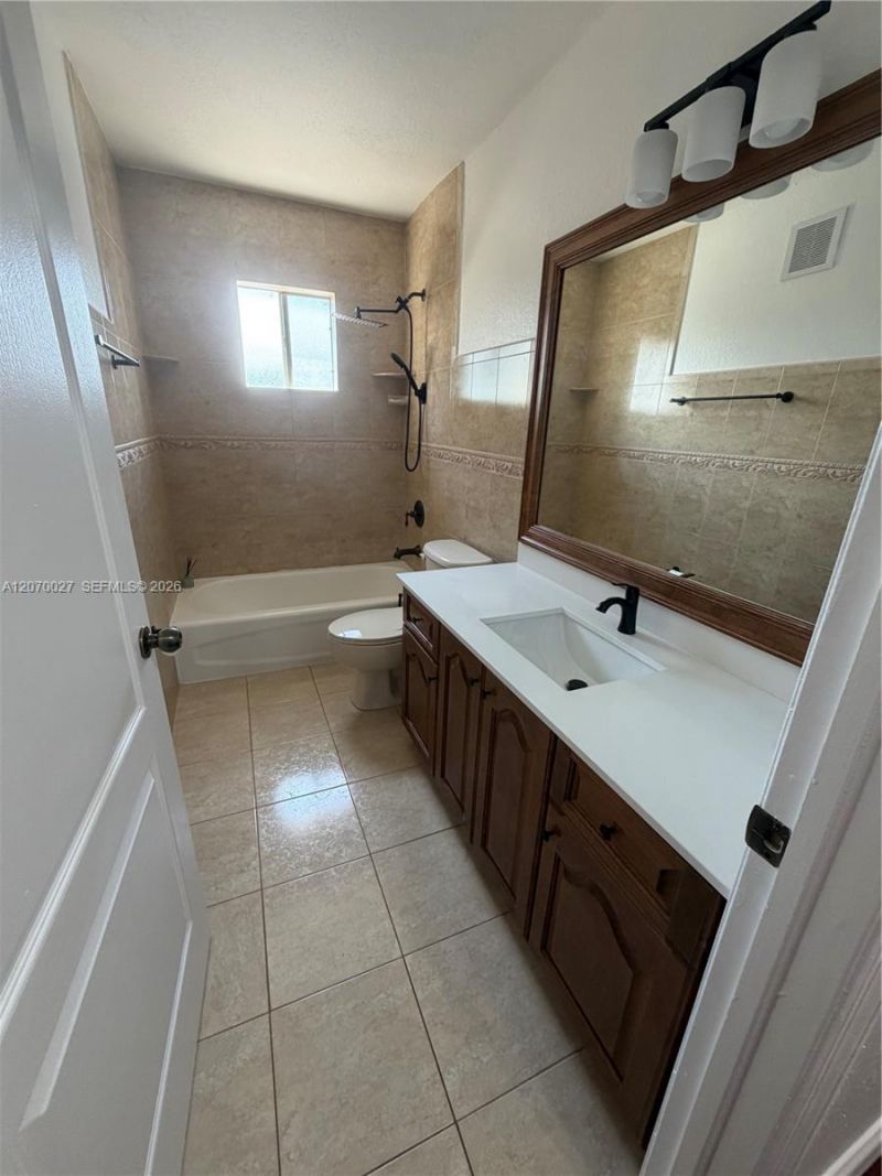 7776 W 36th Ave, Unit 6, Hialeah, FL 33018 Photo