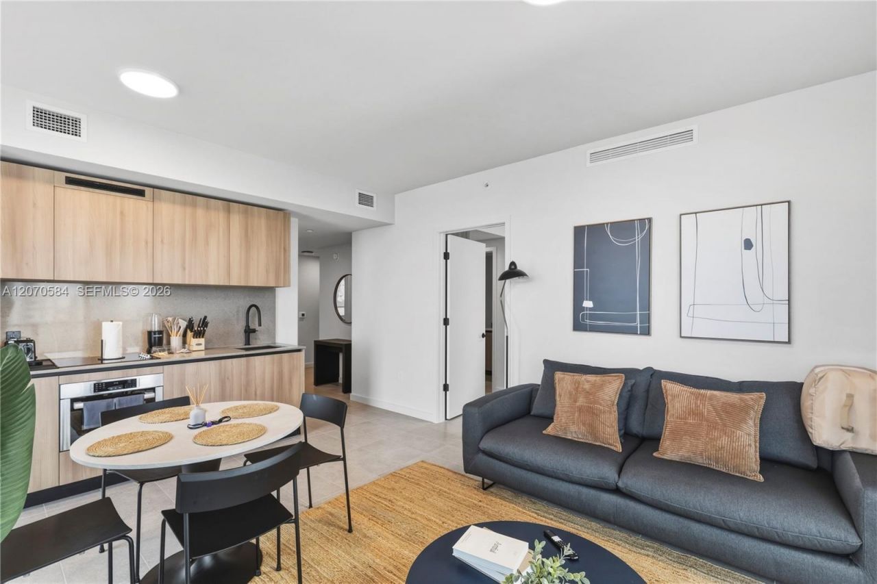 121 NE 5th St, Unit 3312, Miami, FL 33132 Photo