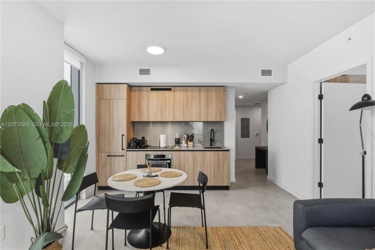 121 NE 5th St, Unit 3312, Miami, FL 33132 Photo