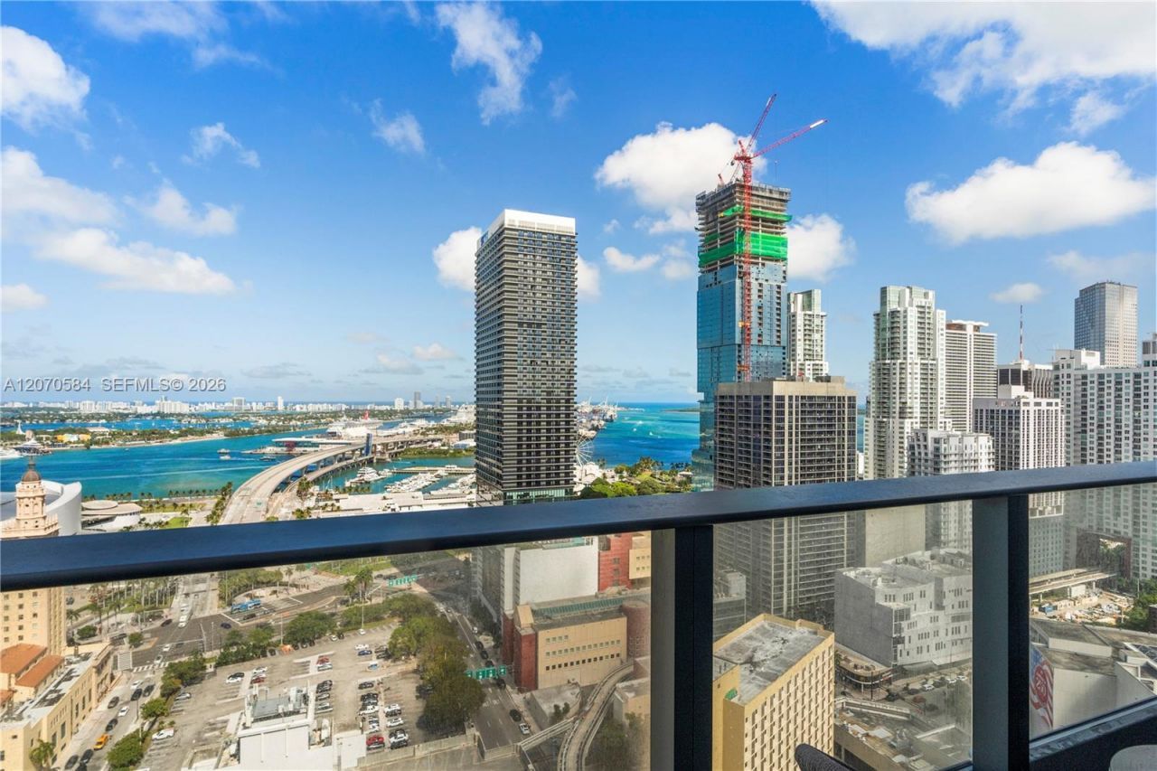 121 NE 5th St, Unit 3312, Miami, FL 33132 Photo