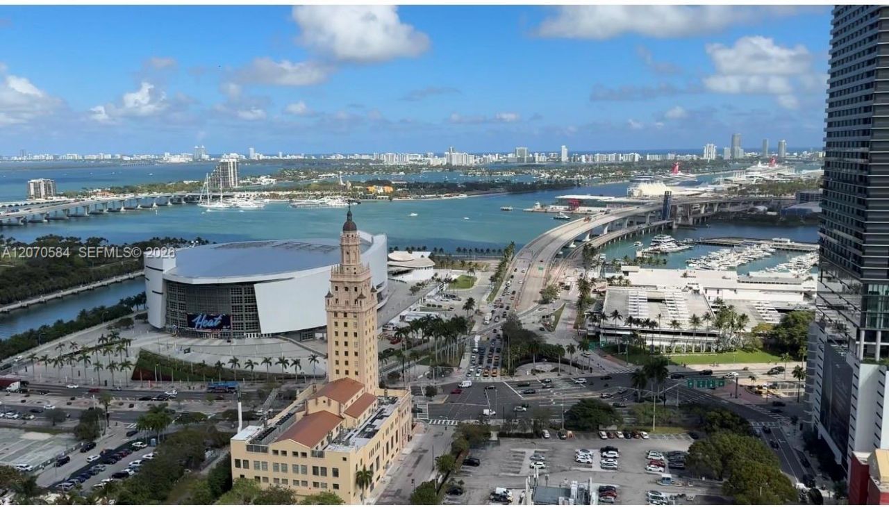 121 NE 5th St, Unit 3312, Miami, FL 33132 Photo