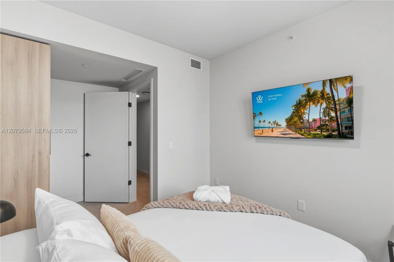 121 NE 5th St, Unit 3312, Miami, FL 33132 Photo