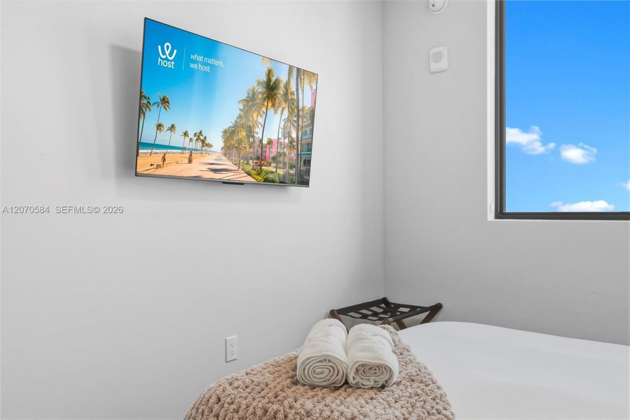 121 NE 5th St, Unit 3312, Miami, FL 33132 Photo