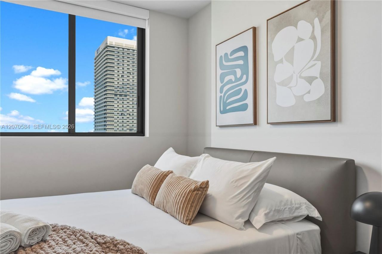 121 NE 5th St, Unit 3312, Miami, FL 33132 Photo