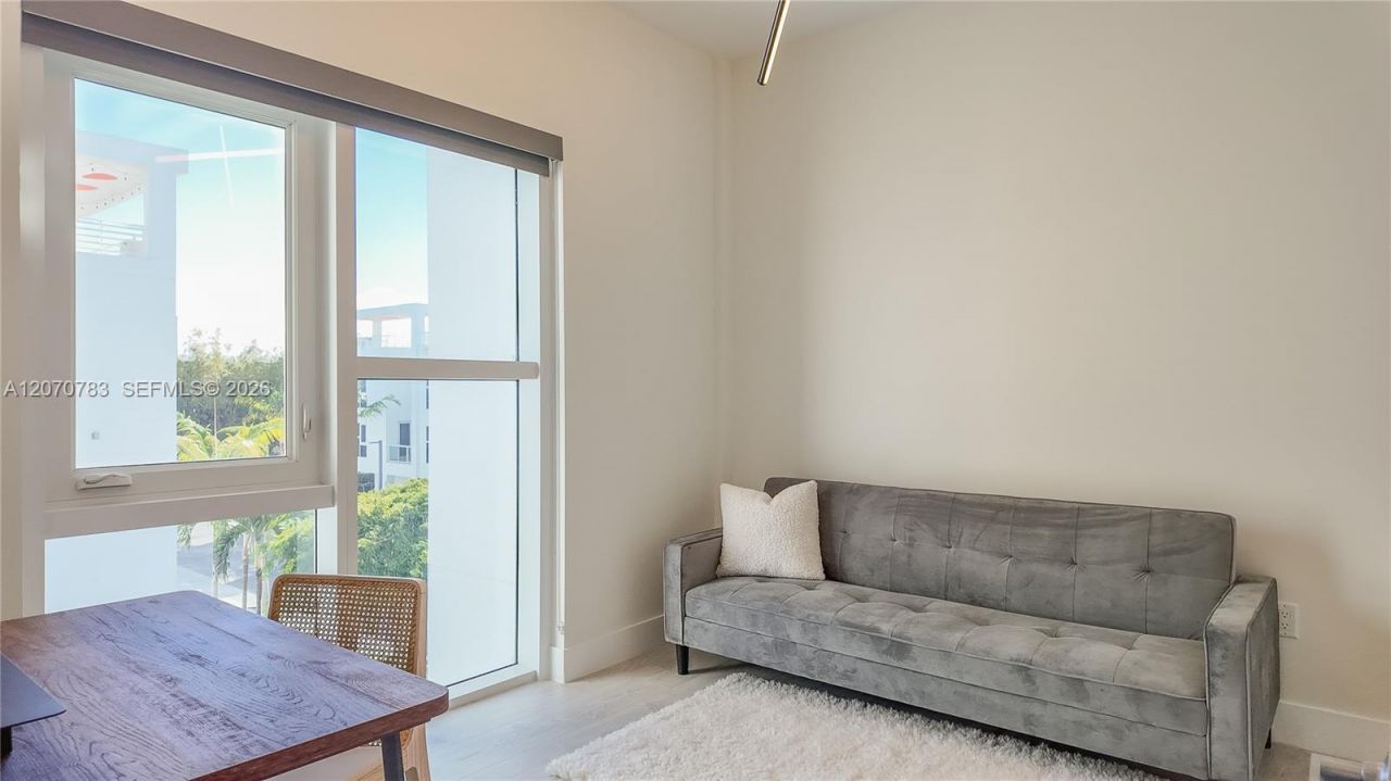 455 NE 39th St, Unit 112, Miami, FL 33137 Photo