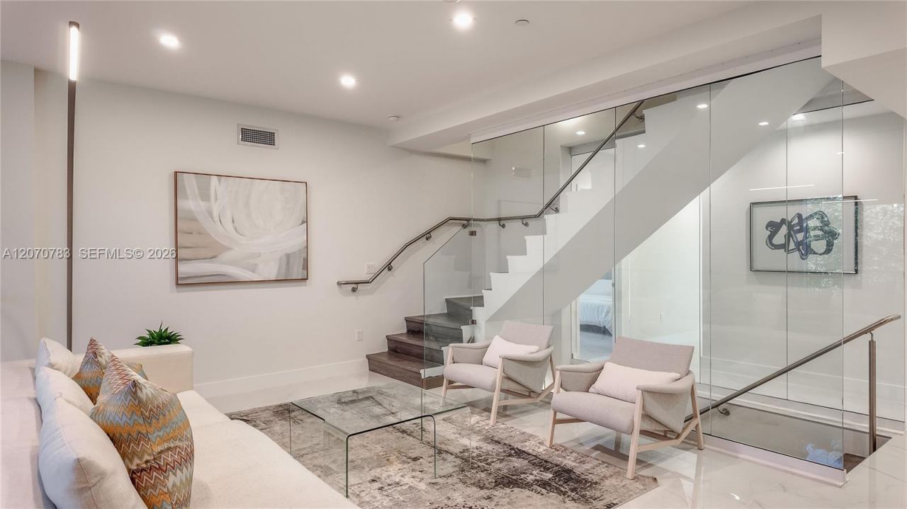 455 NE 39th St, Unit 112, Miami, FL 33137 Photo