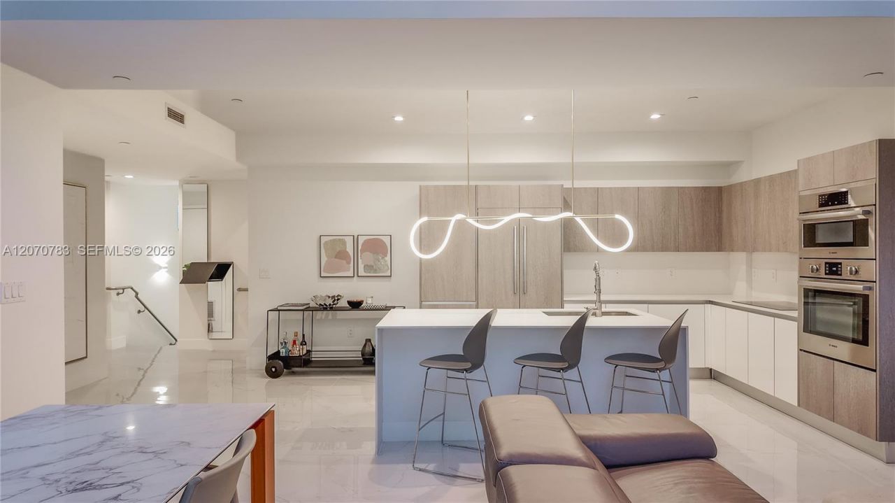 455 NE 39th St, Unit 112, Miami, FL 33137 Photo