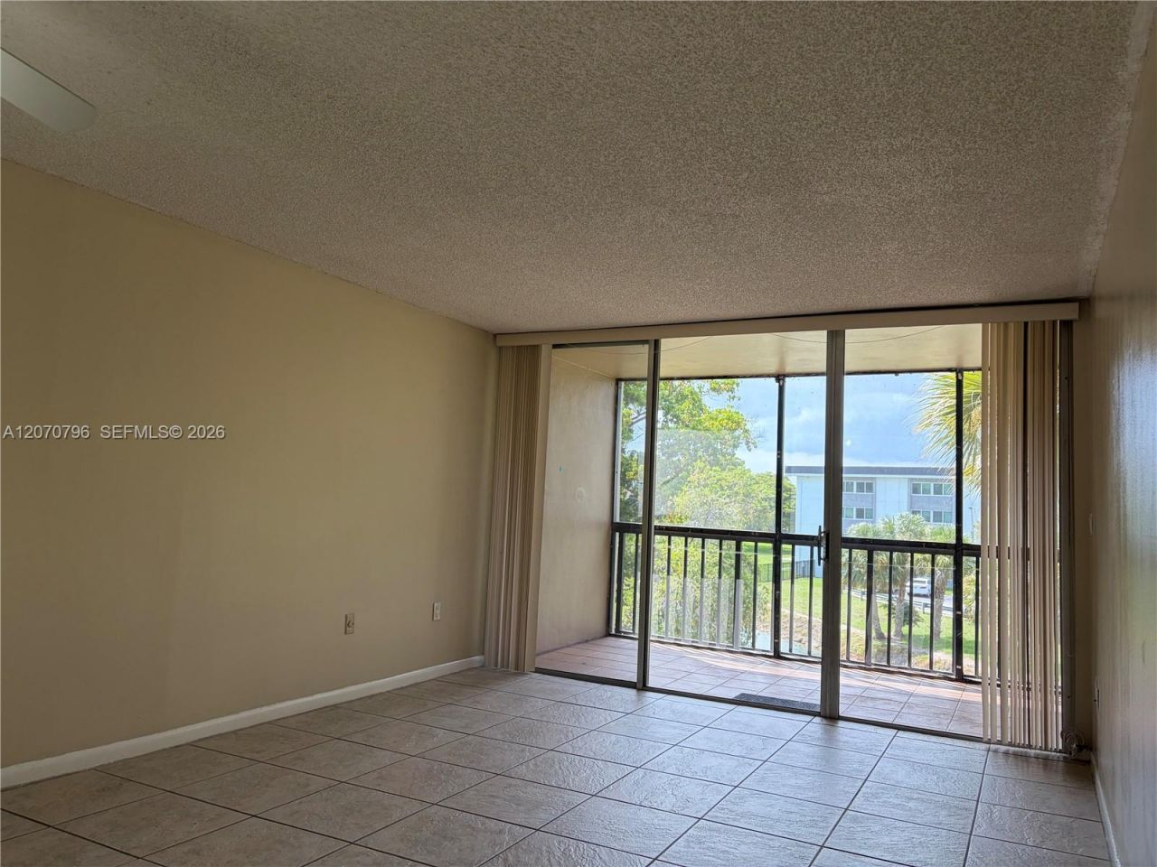 10865 SW 112th Ave , Unit 313, Miami, FL 33176 Photo