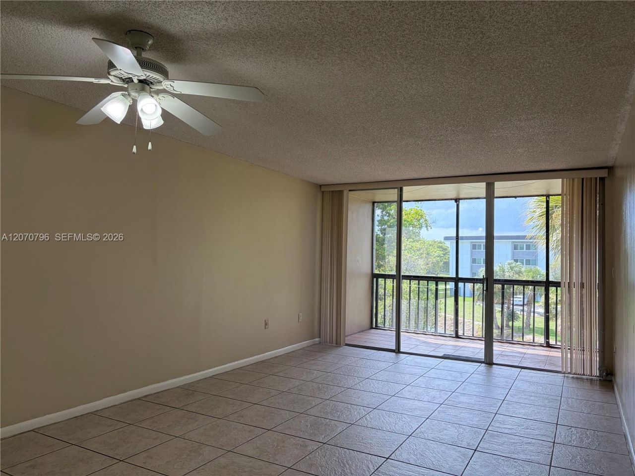10865 SW 112th Ave , Unit 313, Miami, FL 33176 Photo