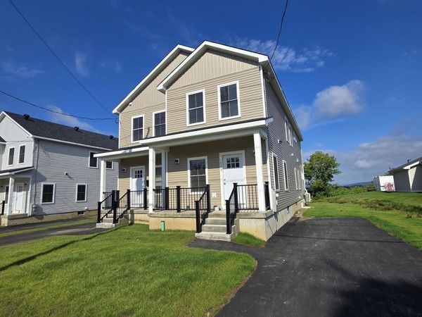 1656 Carrie Street, Schenectady, NY 12308