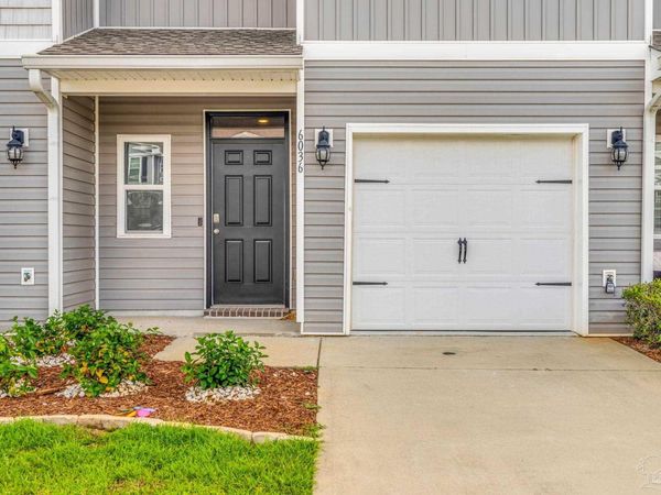 6036 Royal Port Ct, Pensacola, FL 32526