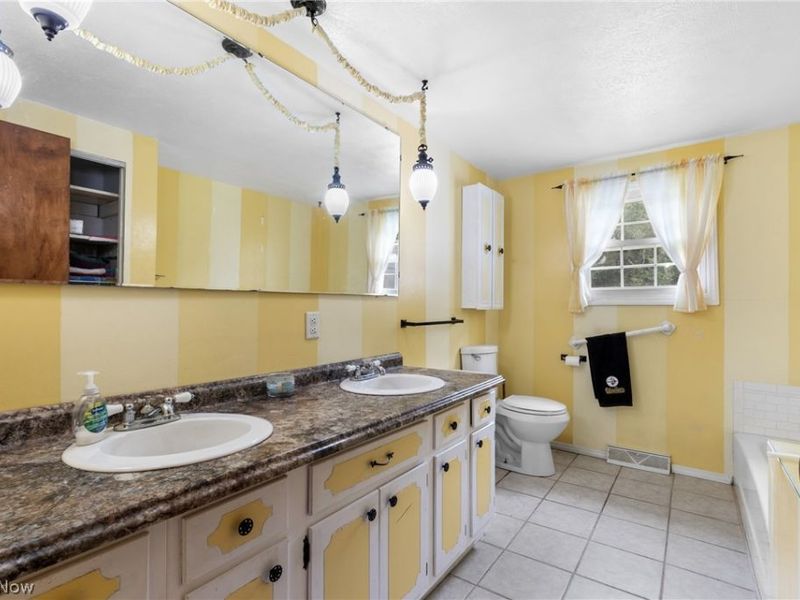 569 Township Road 204, Bloomingdale, OH 43910 Photo 11