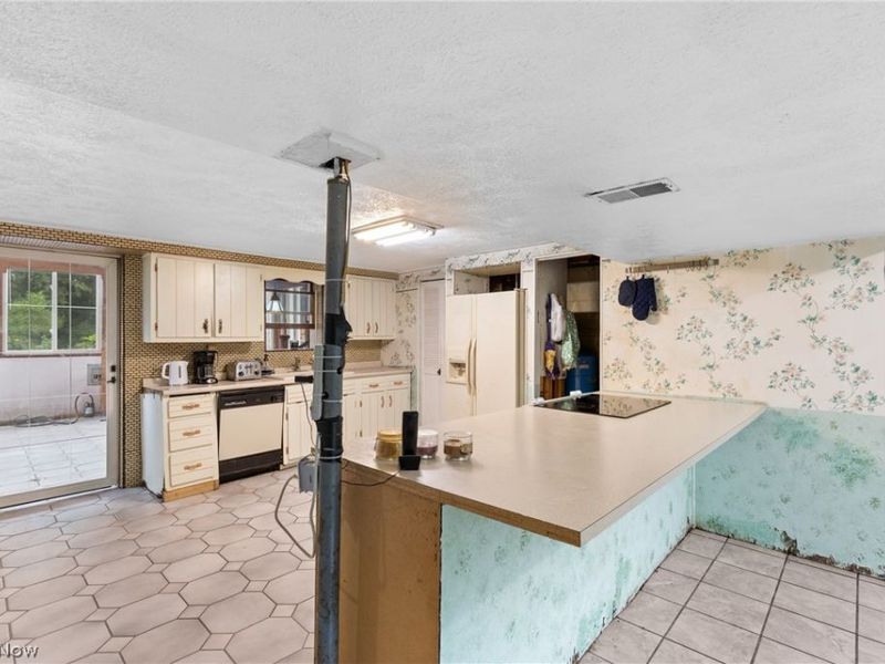 569 Township Road 204, Bloomingdale, OH 43910 Photo 26