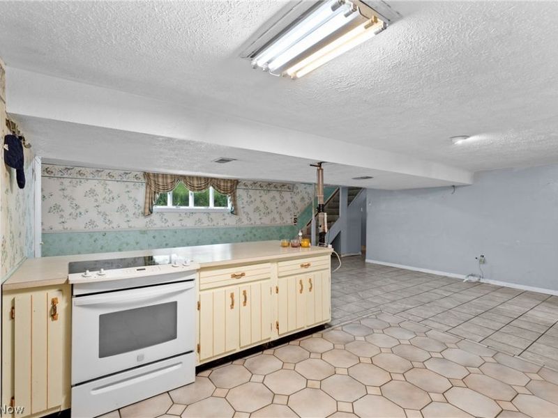 569 Township Road 204, Bloomingdale, OH 43910 Photo 29