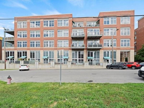210 W 5th Street, Unit 101, Kansas City, MO 64105