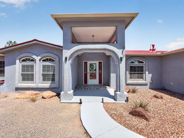 1400 Hillside Drive SW, Los Lunas, NM 87031