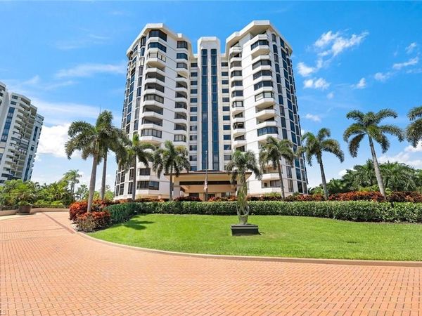 6075 Pelican Bay BLVD, Unit 1101, NAPLES, FL 34108