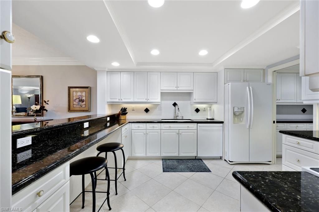 6075 Pelican Bay Blvd, Unit 1101, Naples, FL 34108 Photo