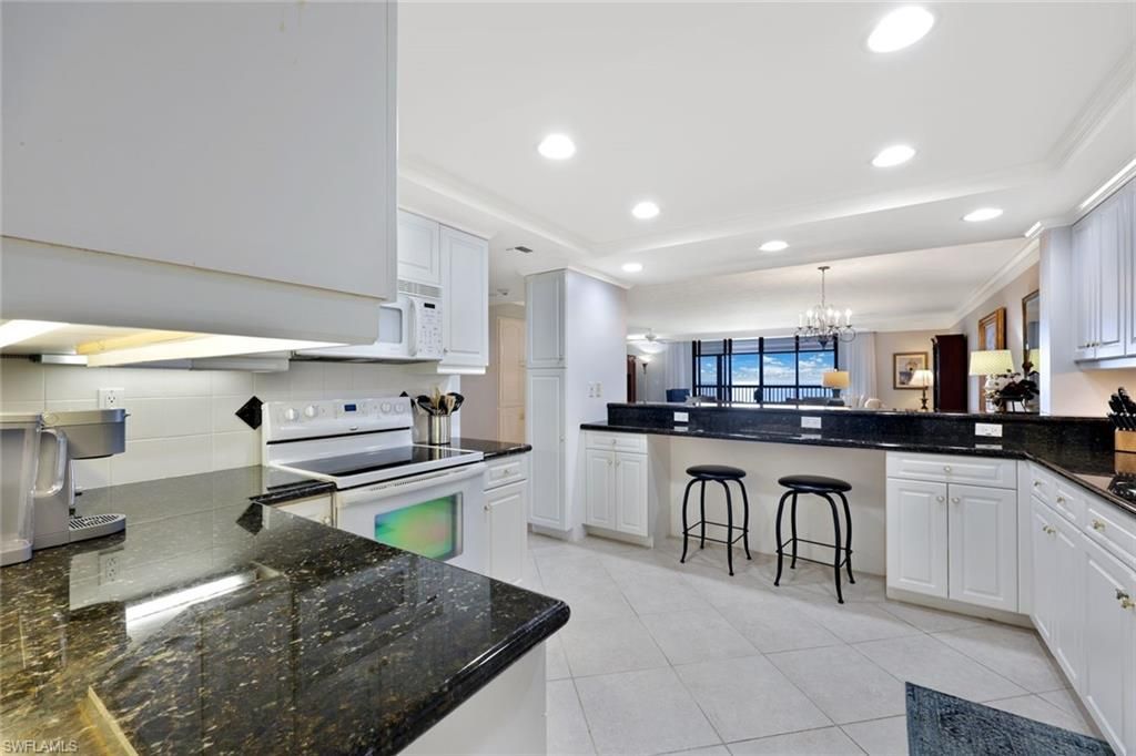 6075 Pelican Bay Blvd, Unit 1101, Naples, FL 34108 Photo