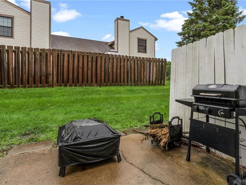 8475 Woodgrove Drive, Washington Township, OH 45458 Photo 26