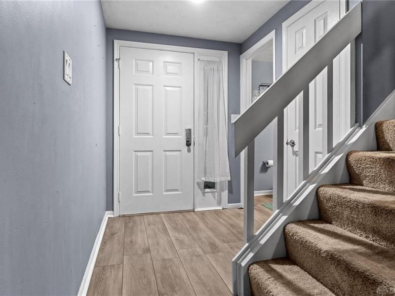 8475 Woodgrove Drive, Washington Township, OH 45458 Photo 3