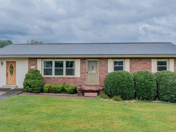 706 9th Street, Erwin, TN 37650