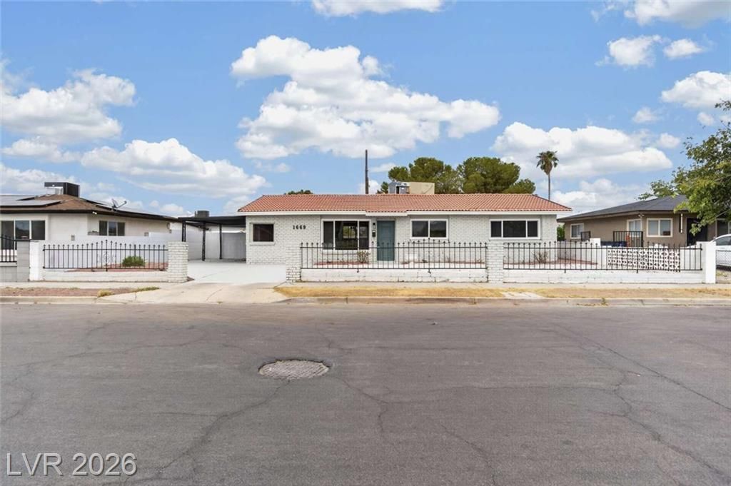 1669 N G Street, Las Vegas, NV 89106 Main Photo