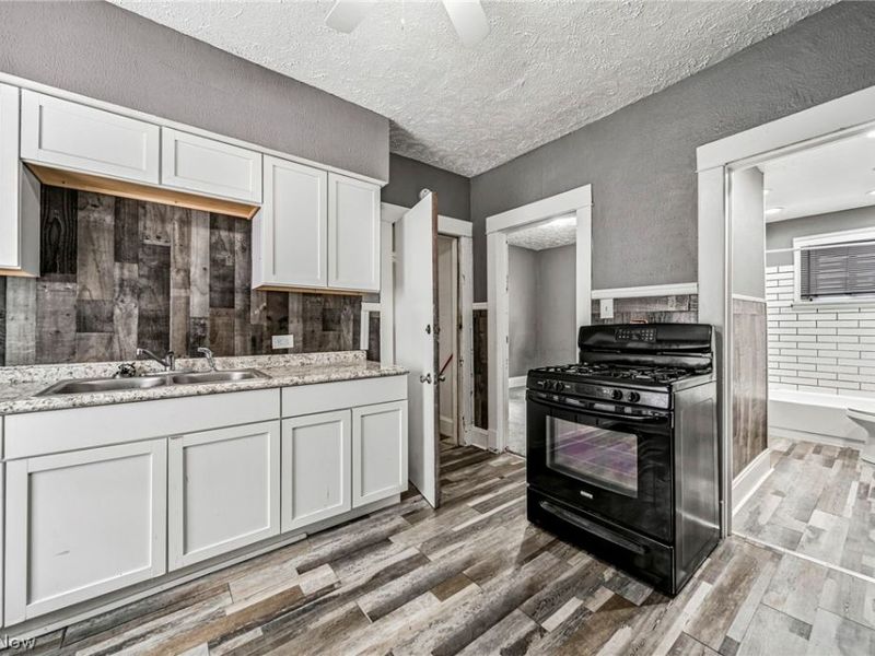 12500 Ferris Avenue, Cleveland, OH 44105 Photo 10