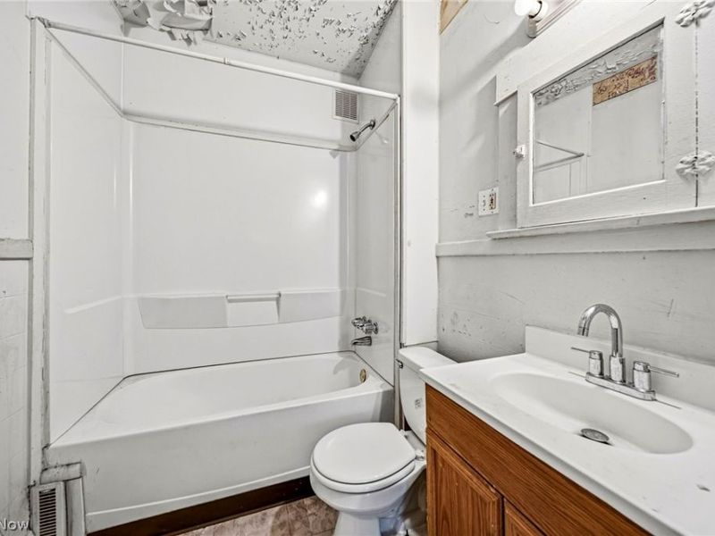 12500 Ferris Avenue, Cleveland, OH 44105 Photo 28