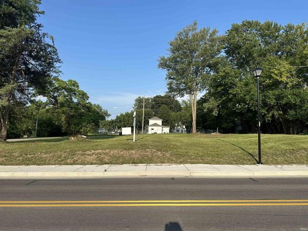 2403 S Anthony Boulevard, Fort Wayne, IN 46803