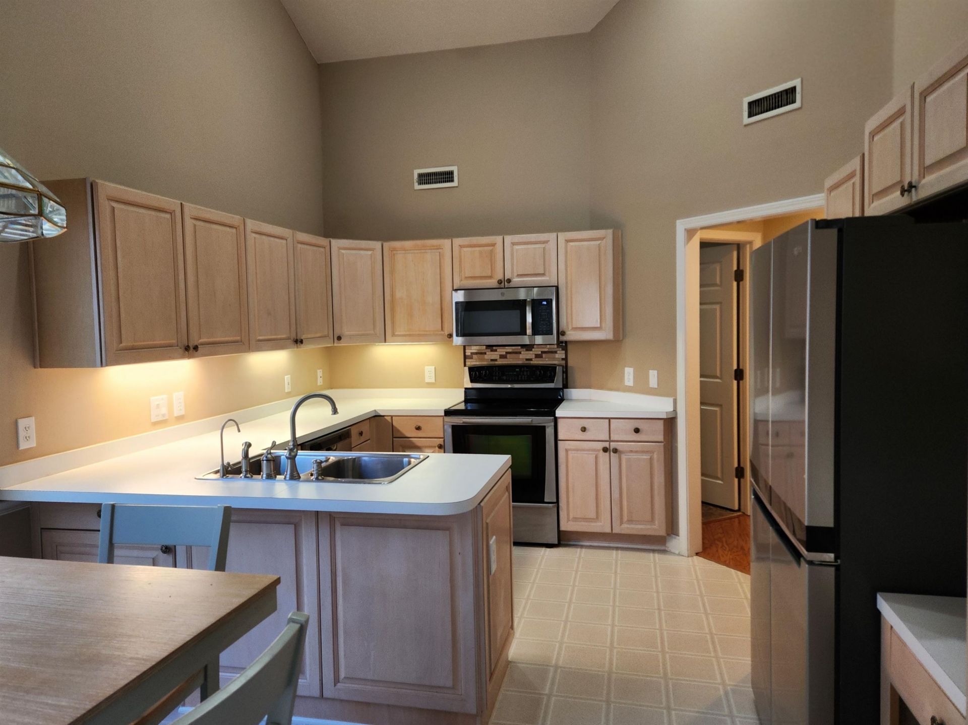 9398 Pinckney Ln.  Photo 5