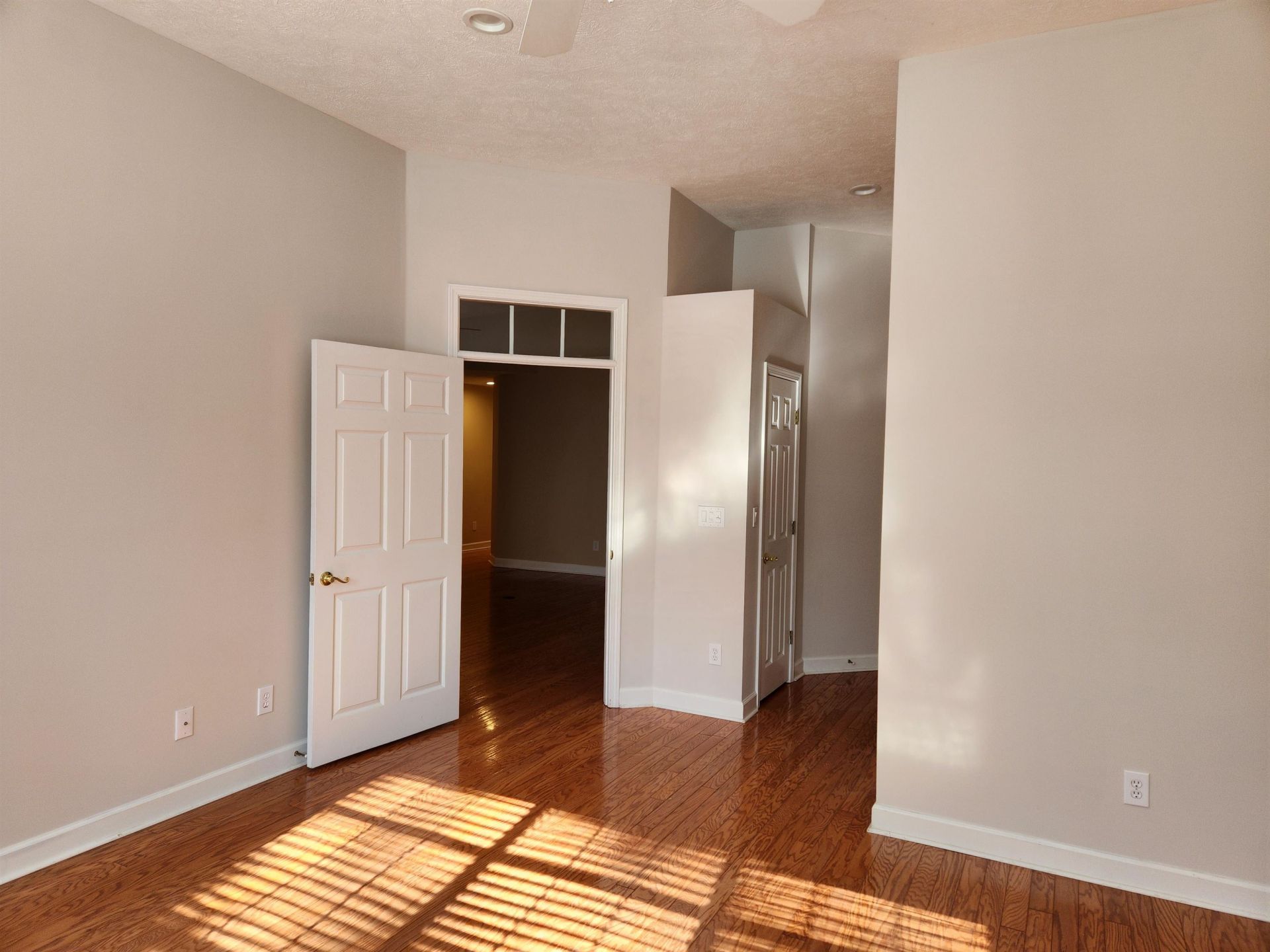 9398 Pinckney Ln.  Photo 8