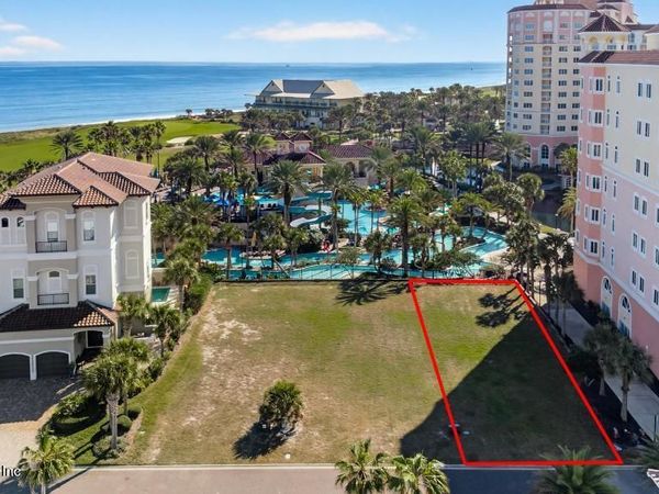 320 OCEAN CREST Drive, Palm Coast, FL 32137