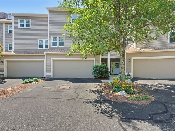 168 Upton St, Unit 11, Grafton, MA 01519