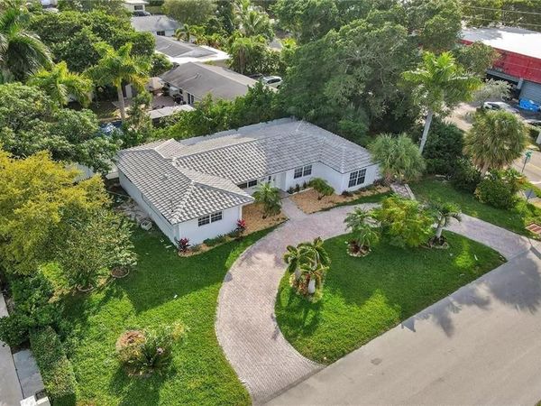2206 SE 14TH Street, Pompano Beach, FL 33062