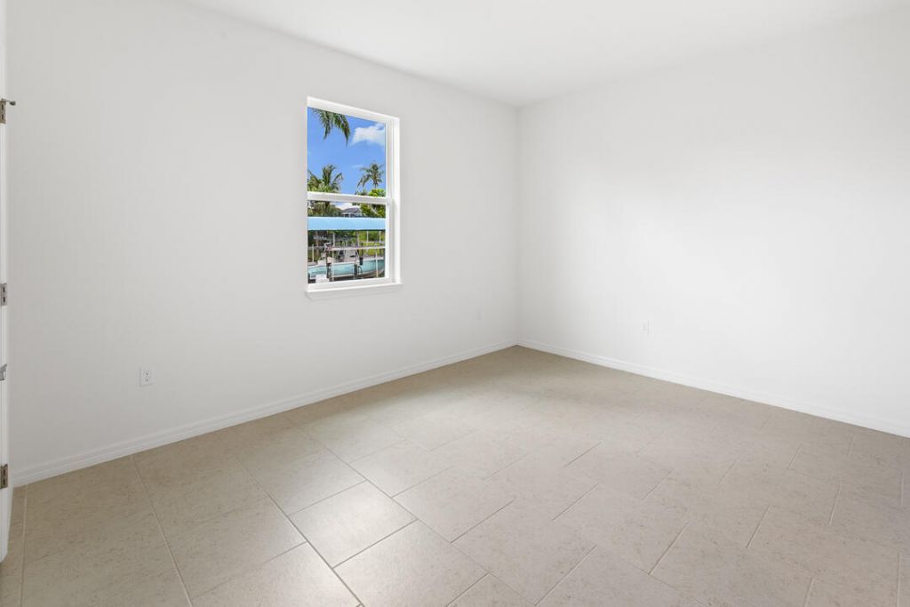 798 SE Seahouse Drive, Port Saint Lucie, FL 34983 Photo