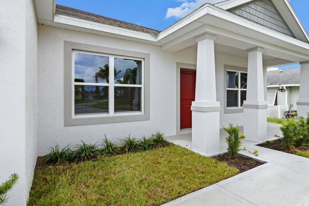 798 SE Seahouse Drive, Port Saint Lucie, FL 34983 Photo
