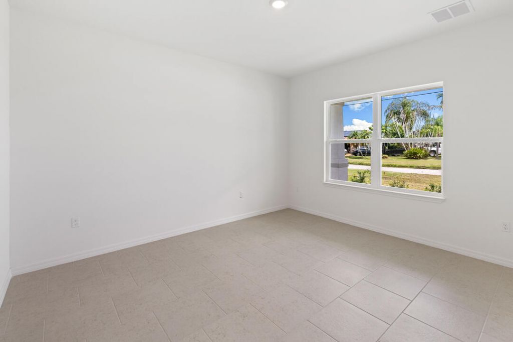 798 SE Seahouse Drive, Port Saint Lucie, FL 34983 Photo