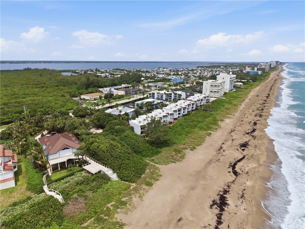 11000 S Ocean Drive, Unit 3A, Jensen Beach, FL 34957 Photo